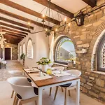 Villa Monte *