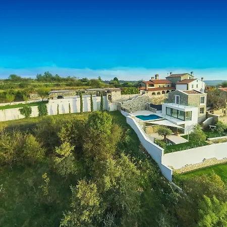 Villa Monte *