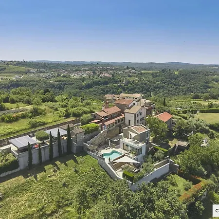 Villa Monte Momjan